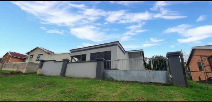 2 Bedroom Property for Sale in Amalinda Eastern Cape
